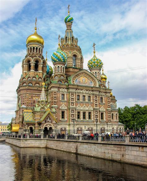 The intricate details of St. Petersburg's macsots: a closer look
